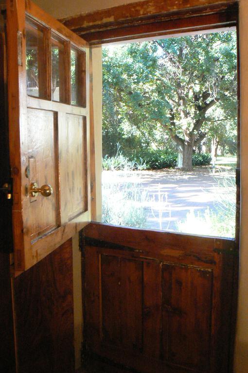 Artkaroo Stay Oudtshoorn Ngoại thất bức ảnh
